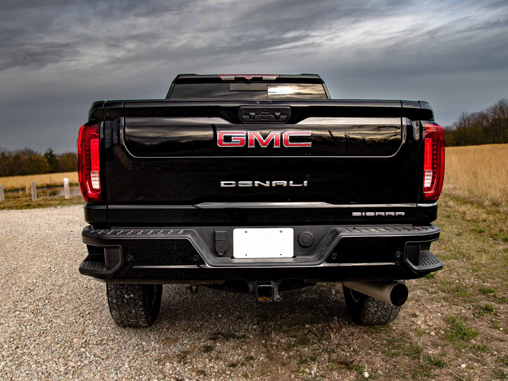 Pre-owned 2022 GMC Sierra 2500 4WD Crew Cab Denali back, deals4wheelz.com