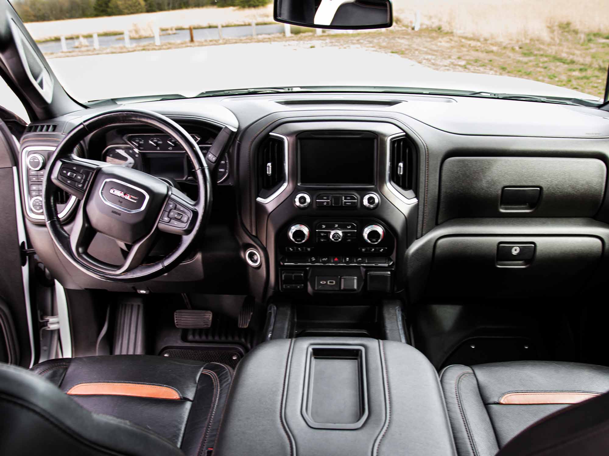 2022 GMC Sierra K2500 4WD Crew Cab AT4, deals4wheelz.com