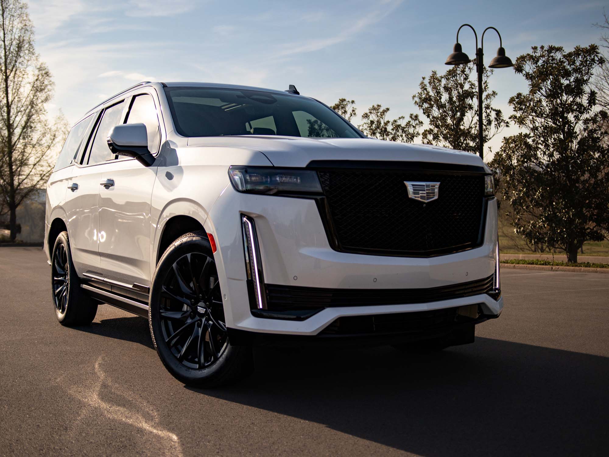 2023 Cadillac Escalade Sport Platinum, White, deals4wheelz.com