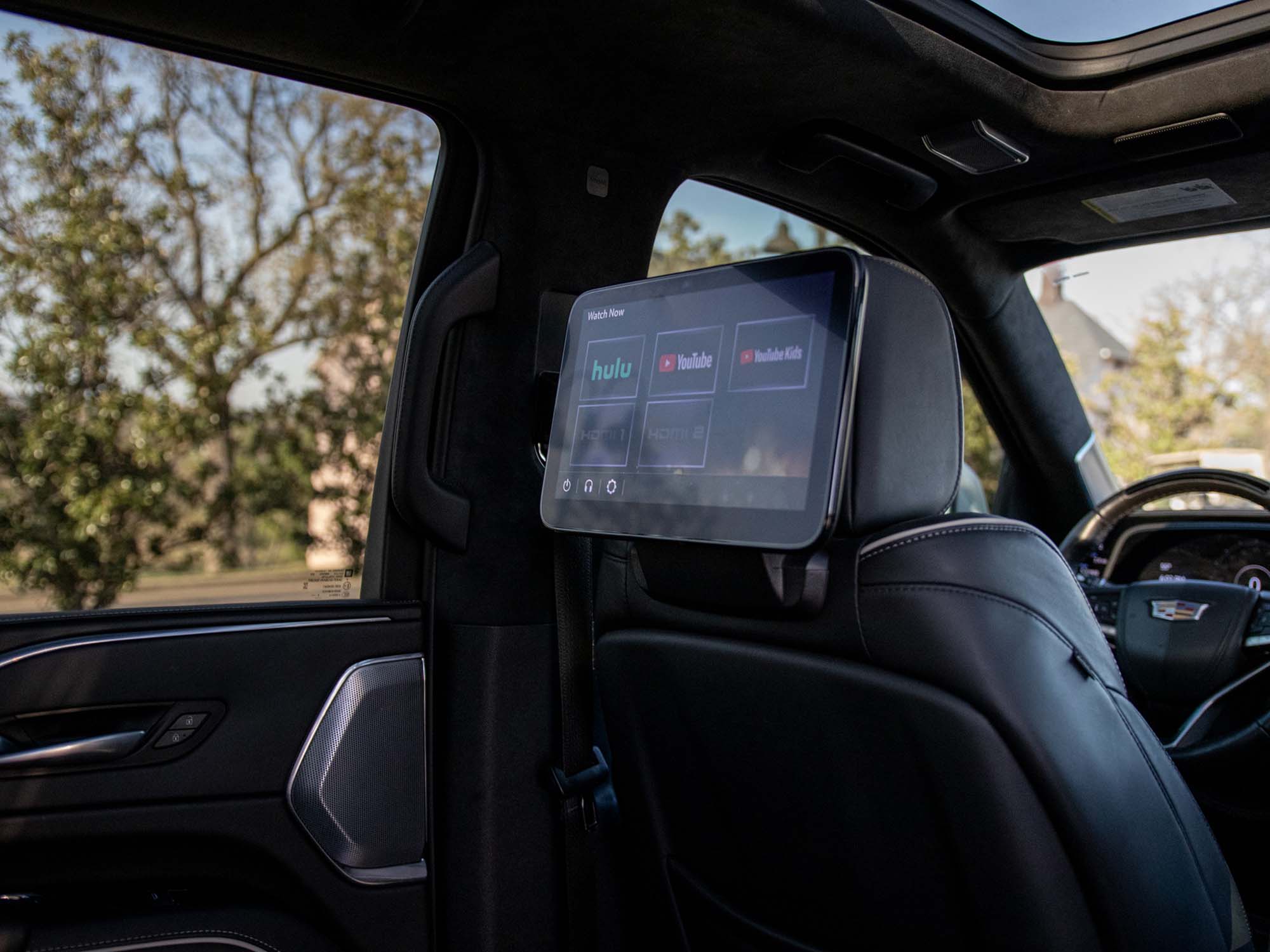 2023 Cadillac Escalade Sport Platinum, White, deals4wheelz.com